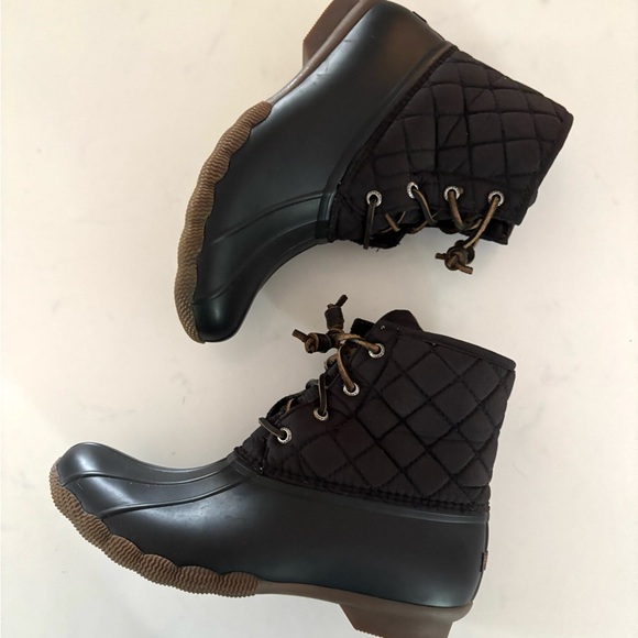 SPERRY•black quilted lace up duck winter boots 7.5 EUC - Picture 1 of 7